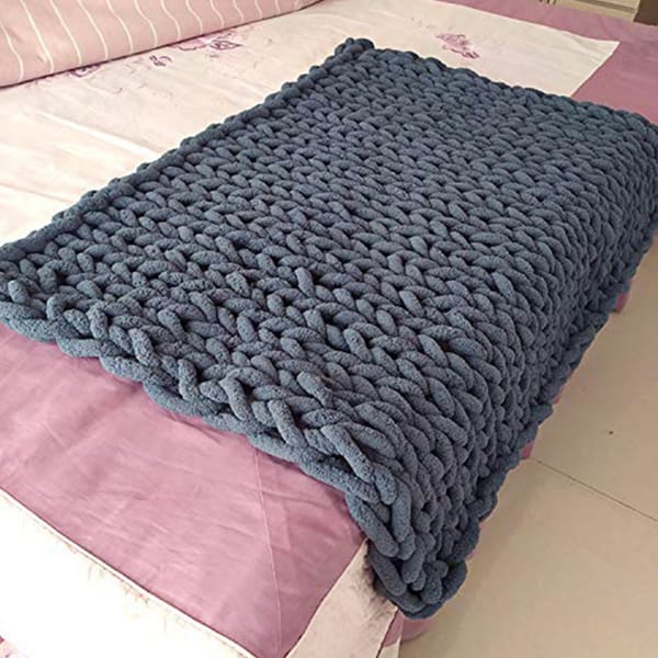 Dark Grey Chinille Knitting Blanket Bed Throw Yarn Baby Bulky 2